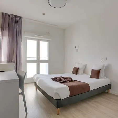 Aparthotel Le Roi 3*
