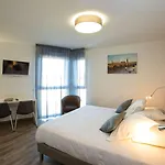 - Aparthotel Choisy-le-Roi