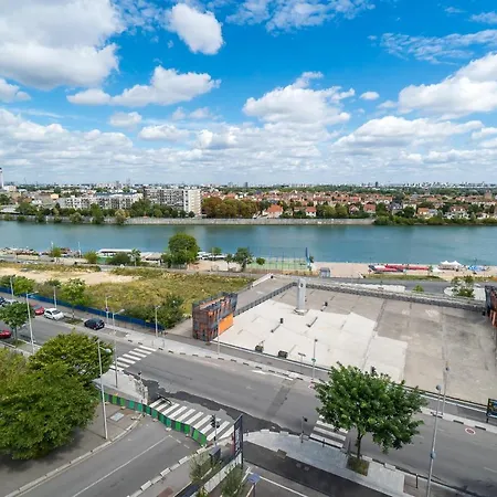 - Apart-hotel Choisy-le-Roi